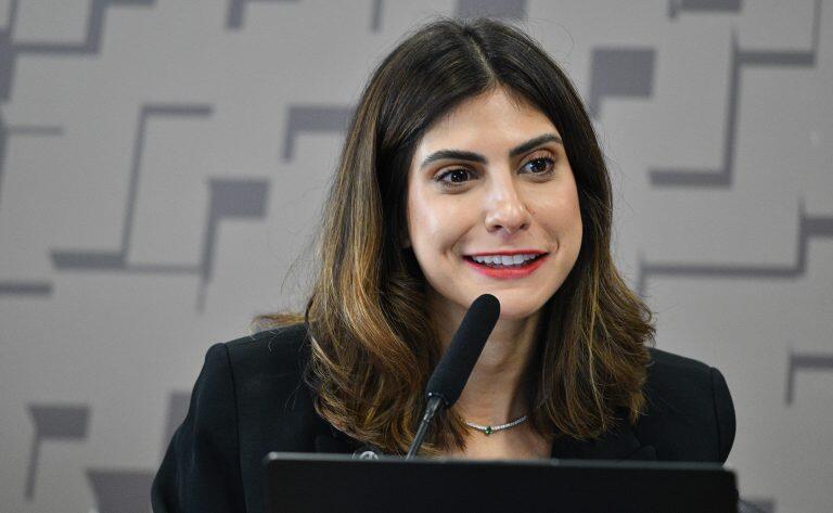 entenda-projeto-de-camila-jara-que-define-tabela-adicional-de-ir-para-rendas-acima-de-r$-600-mil