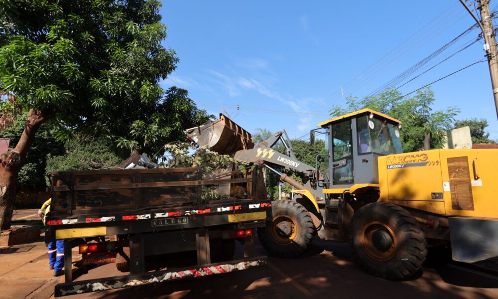 joquei-clube-e-segundo-bairro-a-receber-mutirao-de-limpeza-da-prefeitura-–-portal-prefeitura-de-dourados