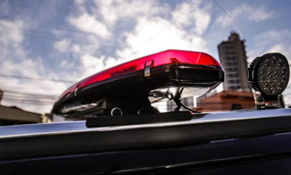 mulher-e-presa-ao-dar-golpe-de-r$-13-mil-durante-'trocas'-em-loja-de-departamento