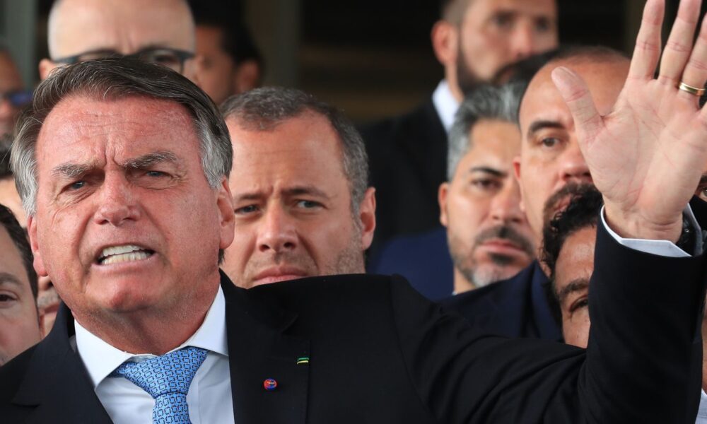 apos-virar-reu,-bolsonaro-nega-decreto-de-golpe-de-estado