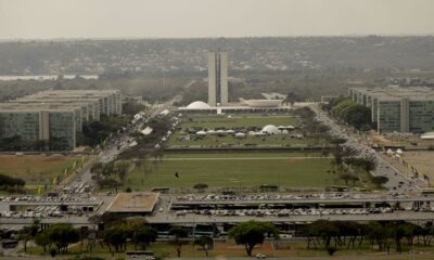 reajuste-de-servidores-federais-sera-pago-em-maio,-garante-governo