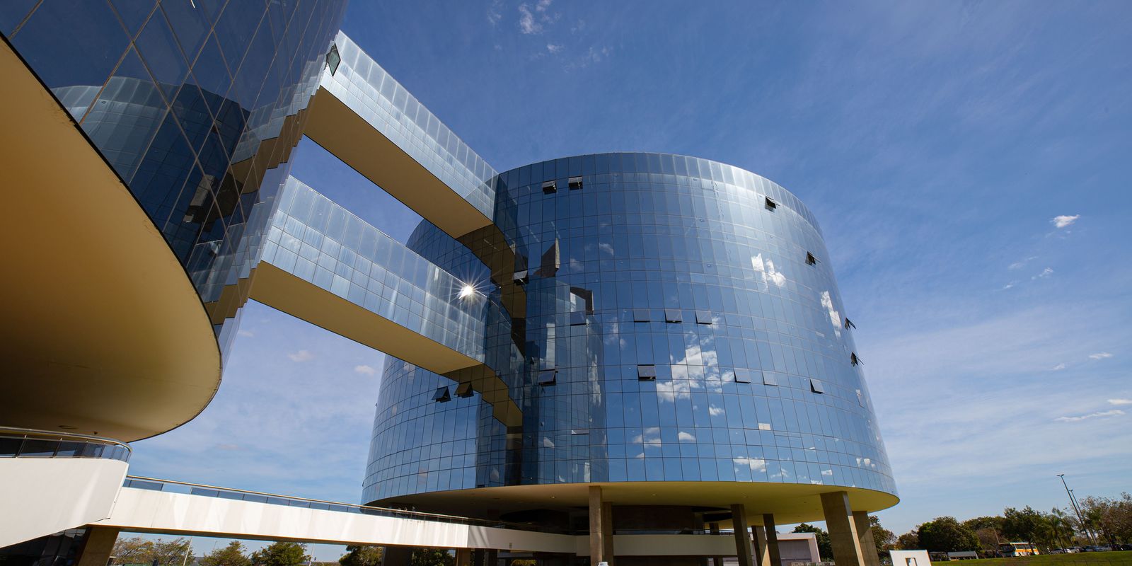 pgr-pede-prisao-de-sobrinho-de-bolsonaro-que-fugiu-para-argentina