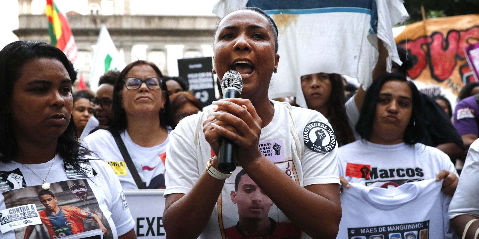 movimentos-de-favela-e-vitimas-da-policia-defendem-adpf-das-favelas