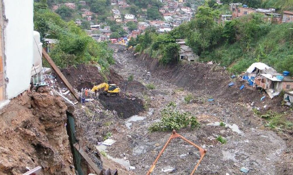 apos-15-anos,-sobreviventes-contam-traumas-de-temporais-em-niteroi