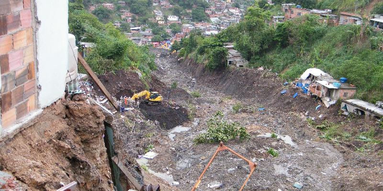 apos-15-anos,-sobreviventes-contam-traumas-de-temporais-em-niteroi