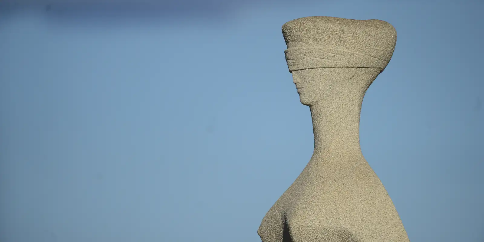 moraes-multa-filipe-martins-em-r$-20-mil-por-postagem-de-advogado