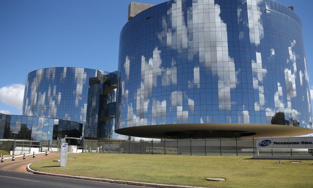 mpf-tambem-vai-investigar-compra-do-banco-master-pelo-brb