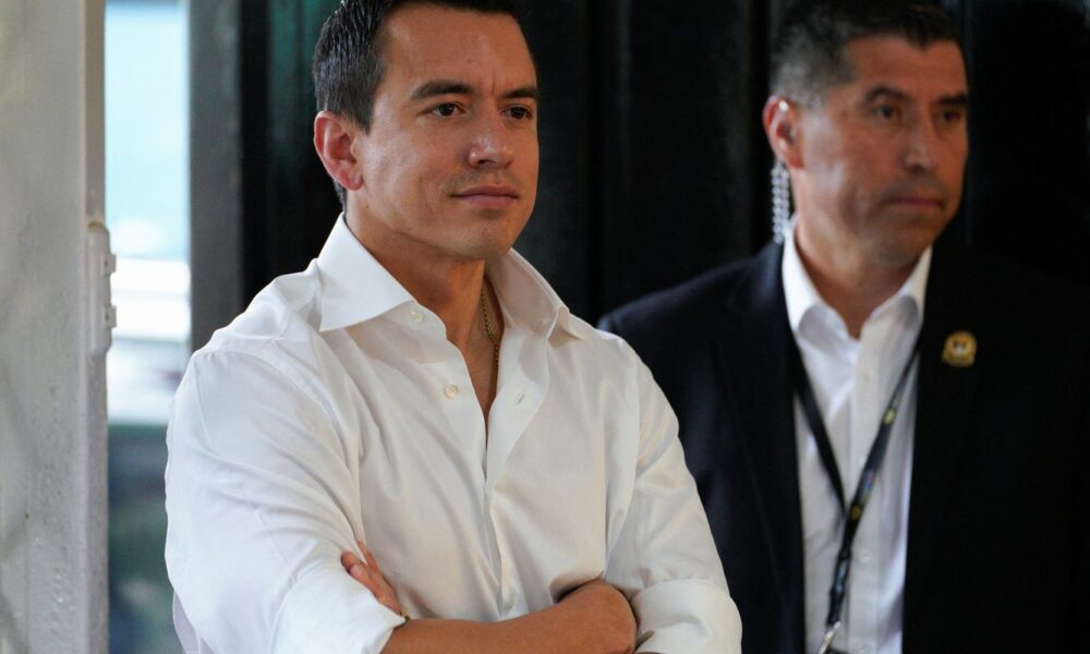 lula-cumprimenta-presidente-reeleito-do-equador