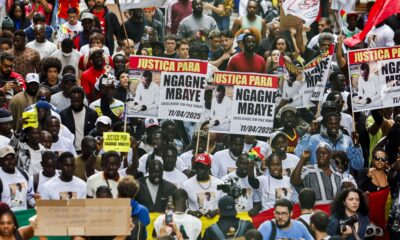 ato-em-sao-paulo-pede-justica-no-caso-de-senegales-morto por-pm