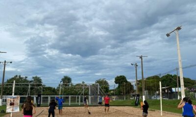 torneios-de-beach-tennis-e-de-futsal-levam-esporte-e-lazer-para-1a-festa-da-pascoa-–-portal-prefeitura-de-dourados