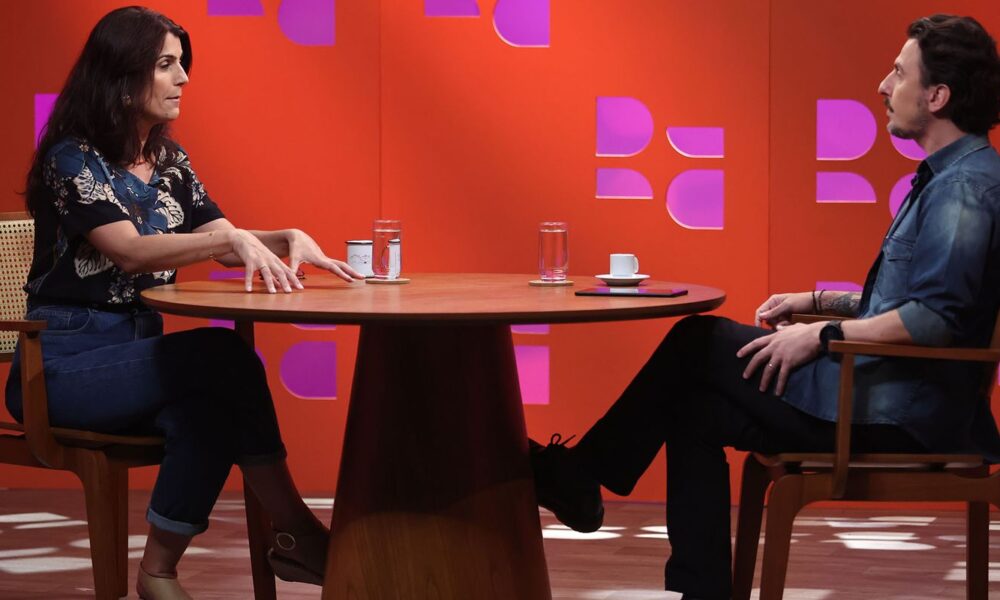 no-dr-com-demori,-manuela-d’avila-aborda-violencia-politica-de-genero