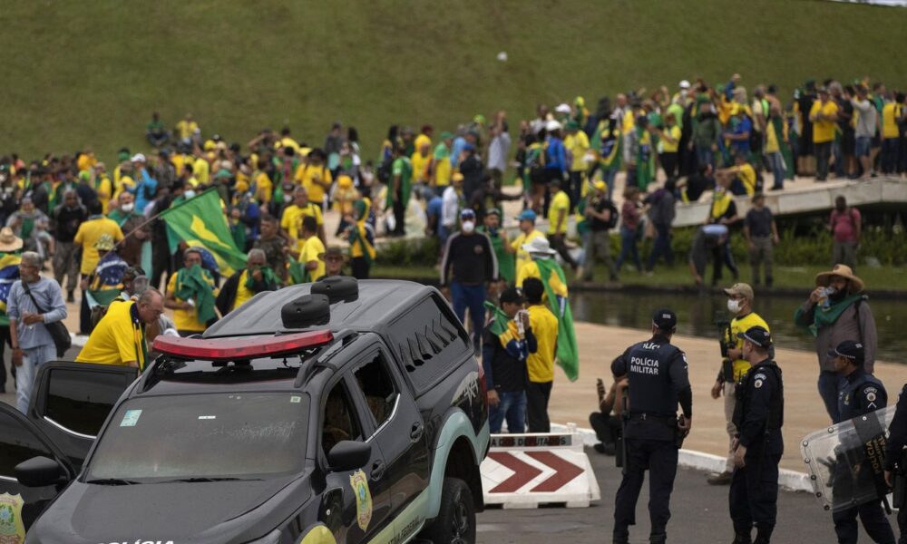 justica-da-espanha-nega-extradicao-de-blogueiro-investigado-pelo-stf