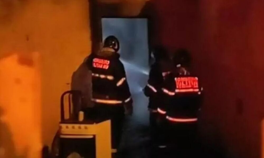 incendio-repentino-destroi-casa-em-tres-lagoas