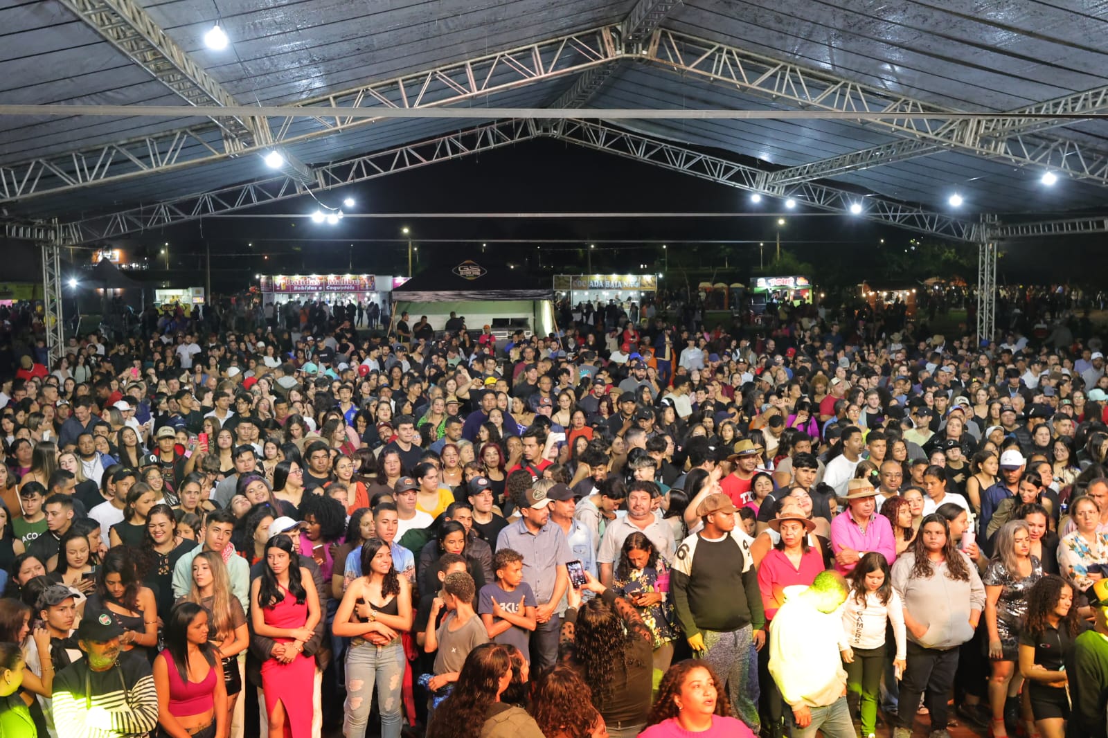publico-na-noite-de-sabado-confirma-sucesso-da-1a-festa-da-pascoa-de-dourados-–-portal-prefeitura-de-dourados