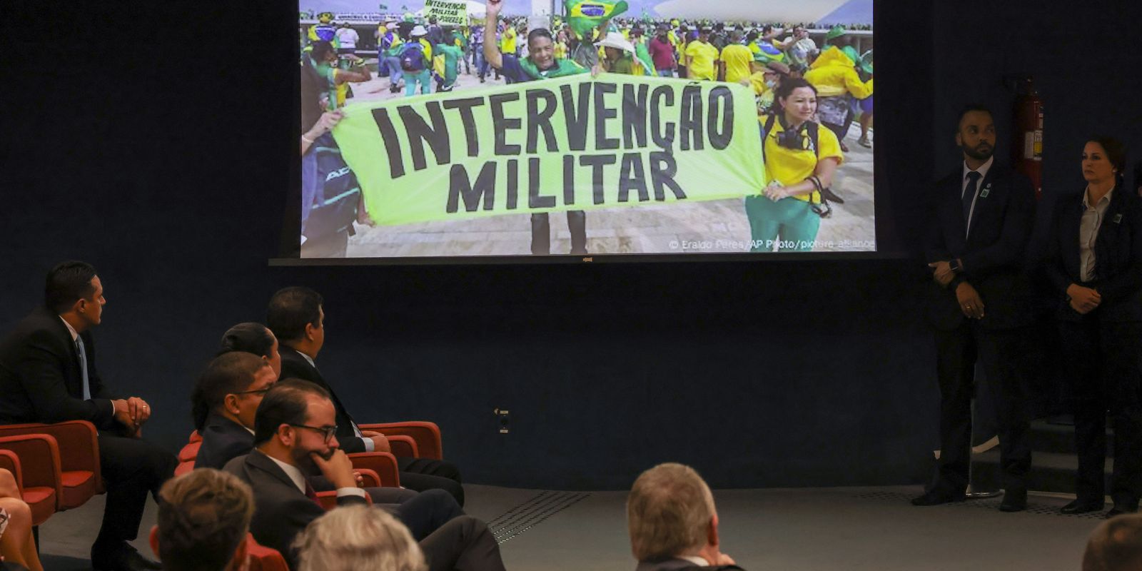 por-unanimidade,-stf-torna-reus-mais-6-denunciados-por-trama-golpista