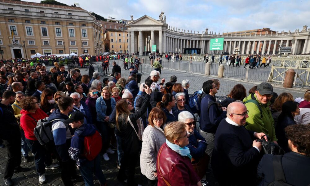 rito-de-fechamento-do-caixao-do-papa-ocorre-nesta-sexta-feira