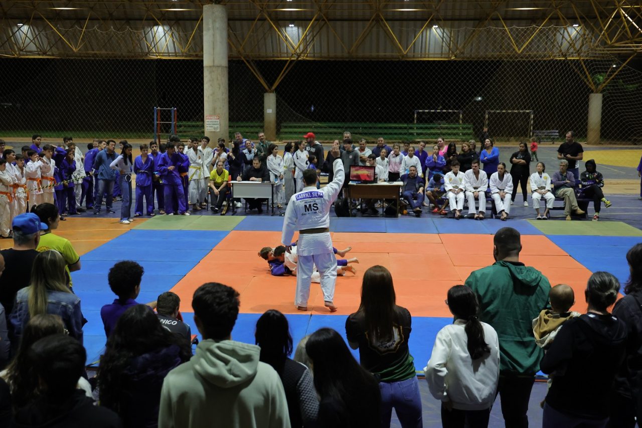 etapa-de-judo-agita-os-jogos-escolares-de-outono-e-destaca-talentos-em-dourados-–-portal-prefeitura-de-dourados