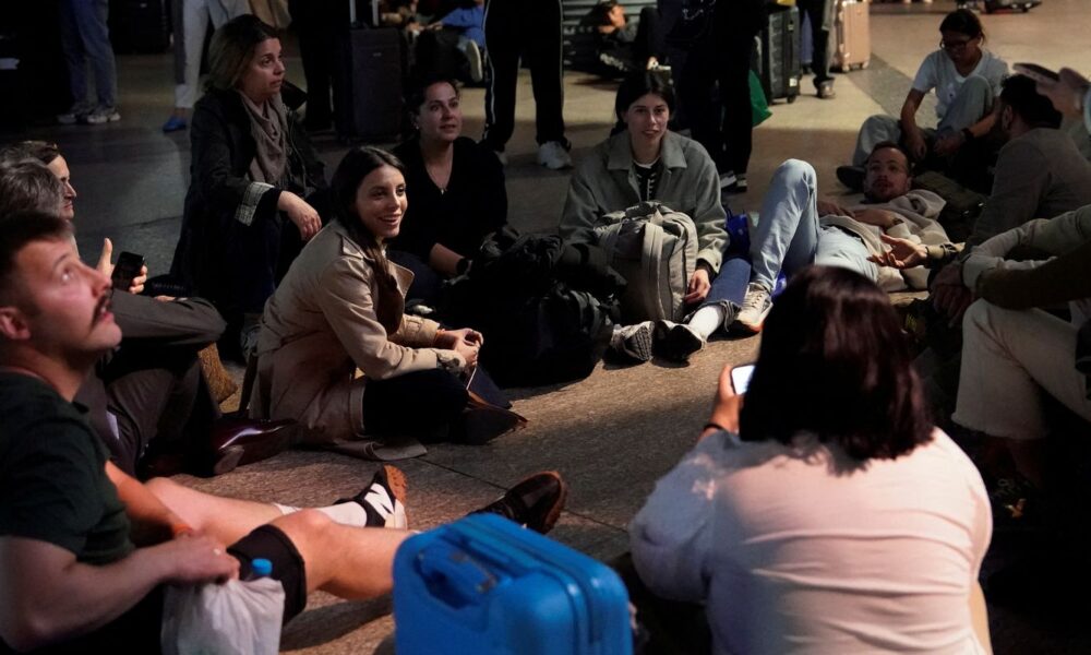 apagao:-brasileiro-que-mora-em-madri-relata-fila-em-mercados