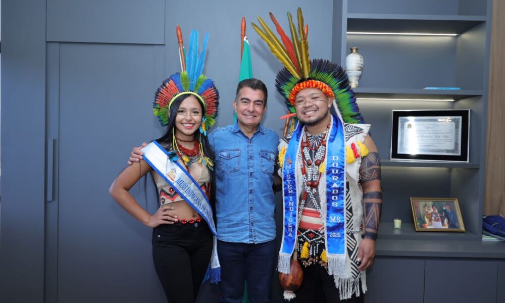 miss-e-mister-indigena-2025-sao-recebidos-pelo-prefeito-marcal-filho-–-portal-prefeitura-de-dourados