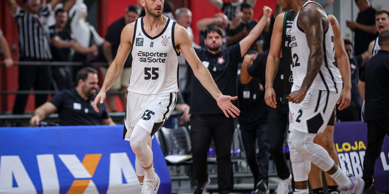 nbb:-vasco,-flamengo-e-corinthians-avancam-as-quartas-de-final