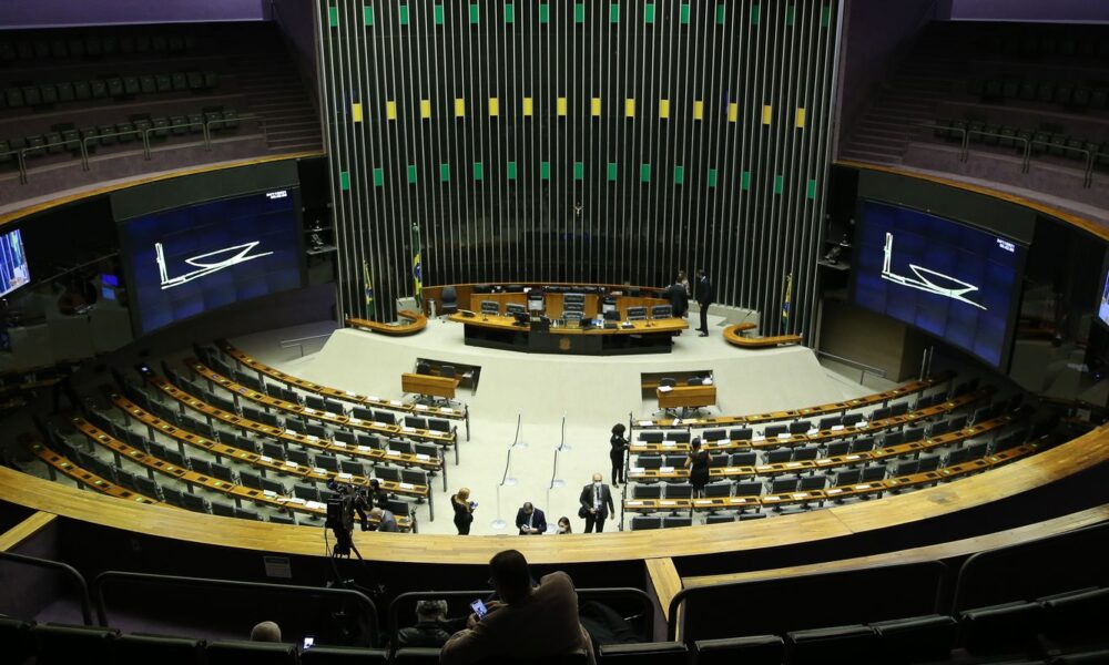 pdt-deixa-base-do-governo-na-camara-apos-saida-de-lupi