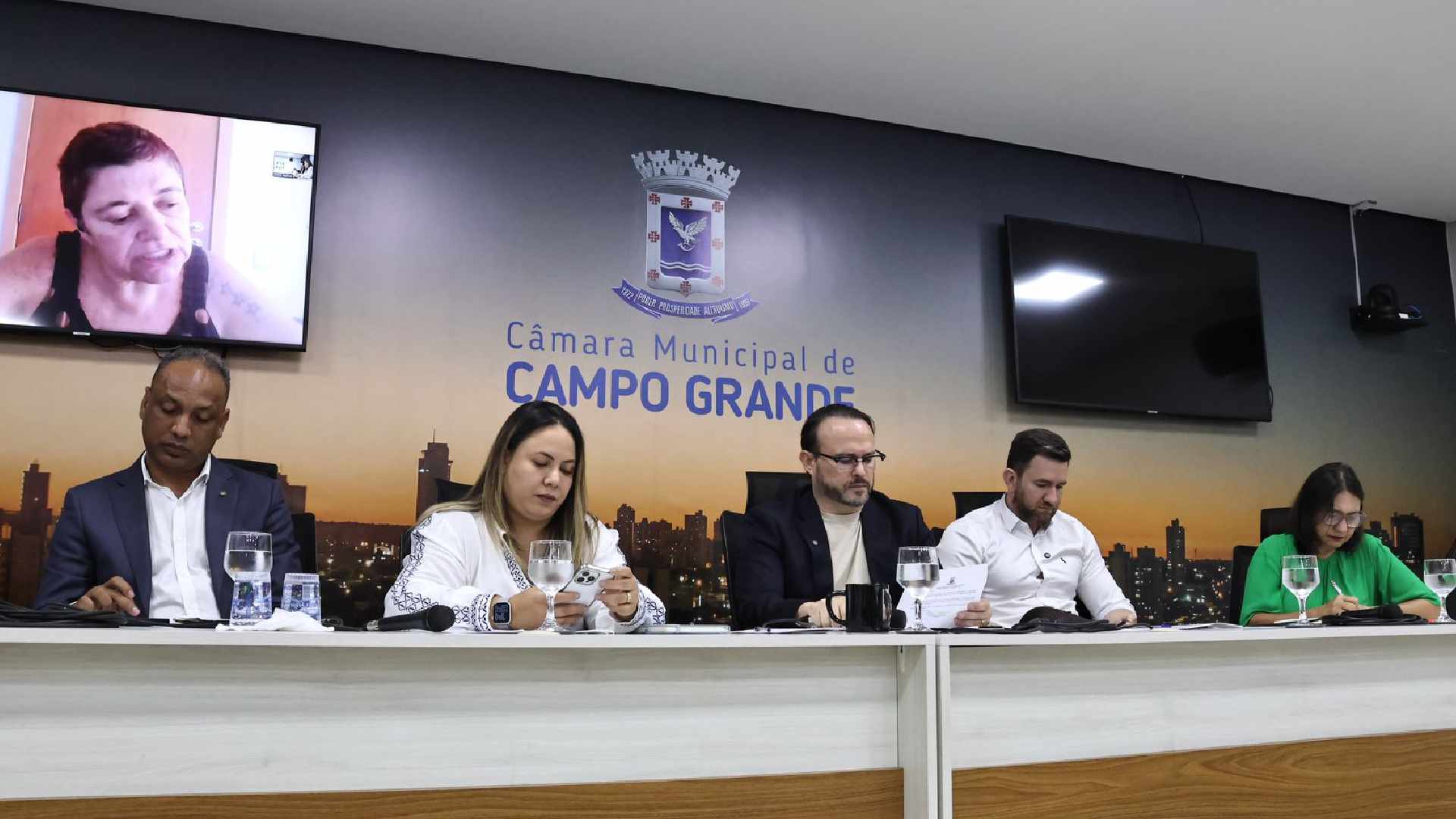 agereg-entrega-relatorio-do-servico-de-transporte-publico-a-cpi-apos-comissao-dar-novo-prazo