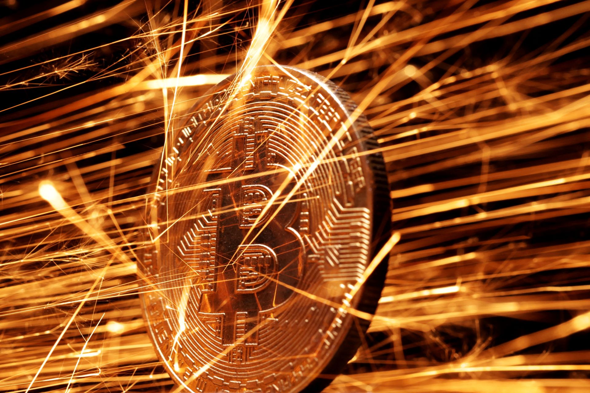 contrato-futuro-de-bitcoin-completa-1-ano-com-mais-de-r$-2-tri-negociados-na-bolsa