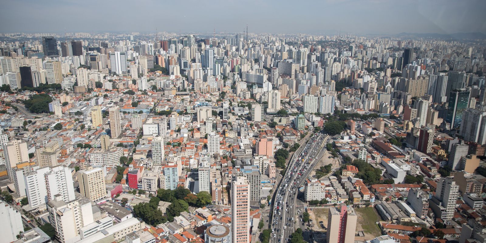 lancamento-de-novos-imoveis-supera-vendas-de-marco-em-sao-paulo