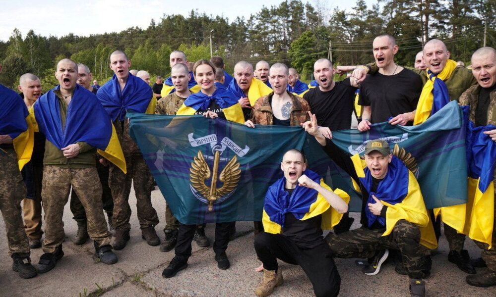 russia-e-ucrania-libertam-390-prisioneiros-cada-em-primeira-troca