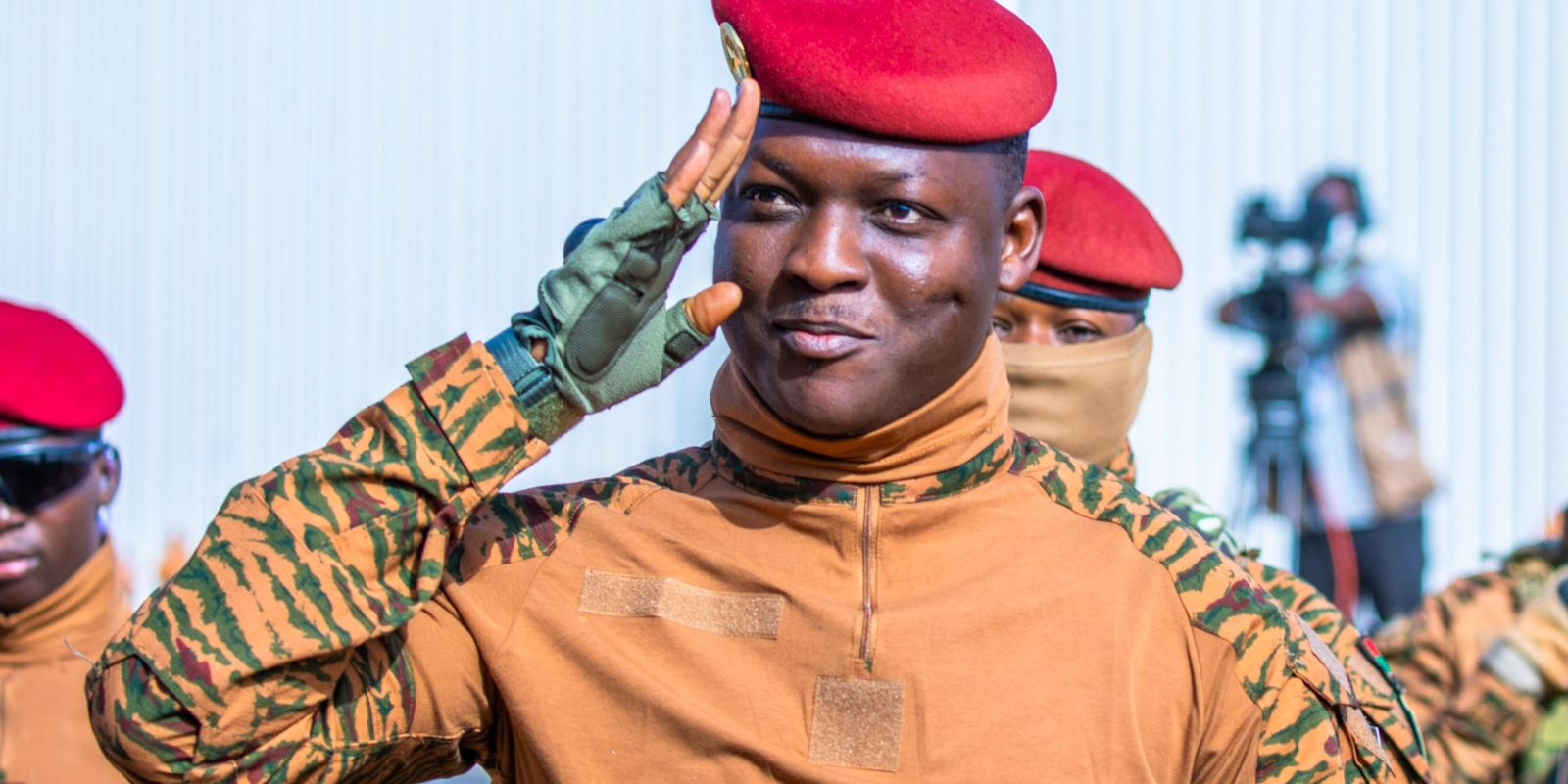 lider-anti-imperialista-em-burkina-faso,-traore-se-destaca-na-africa