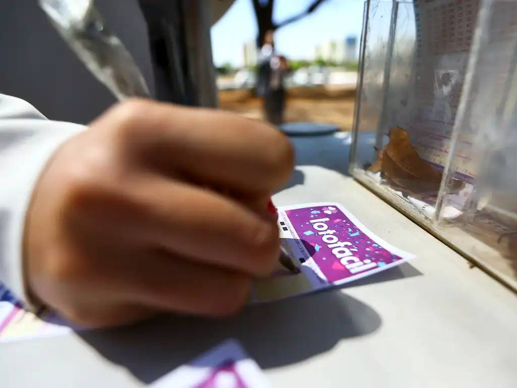 confira-o-resultado-da-lotofacil-3402