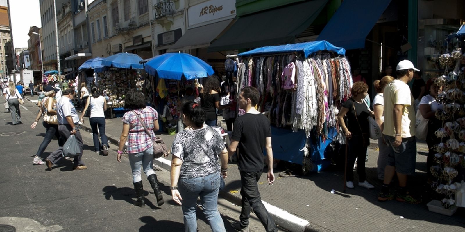 taxa-de-desemprego-e-a-menor-para-o-trimestre-desde-2012