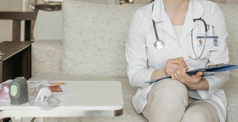 apos-ordem-judicial,-licitacao-e-aberta-para-contratar-assistencia-medica-domiciliar-na-capital