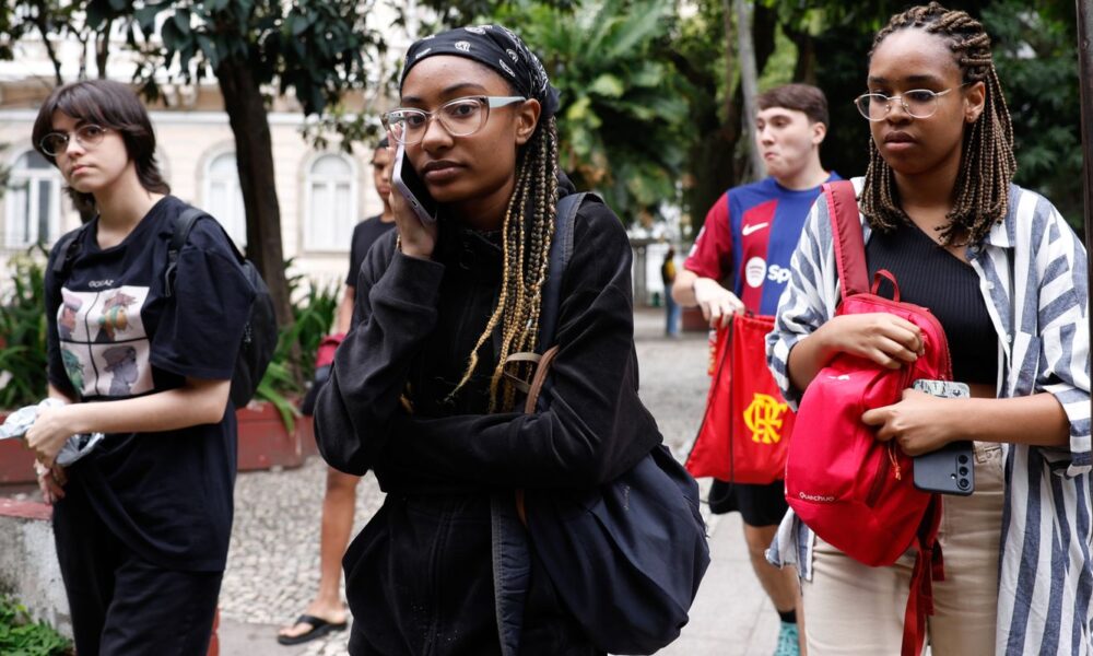 inscricoes-para-o-enem-2025-terminam-nesta-sexta-feira