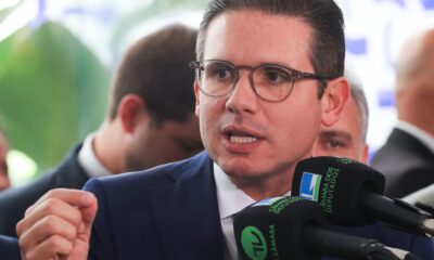 motta-diz-que-vai-levar-ao-plenario-perda-do-mandato-de-carla-zambelli