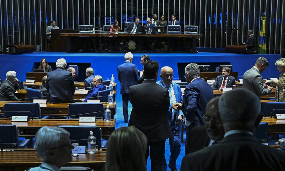 senado-aprova-projeto-que-torna-homicidio-em-escola-crime-hediondo