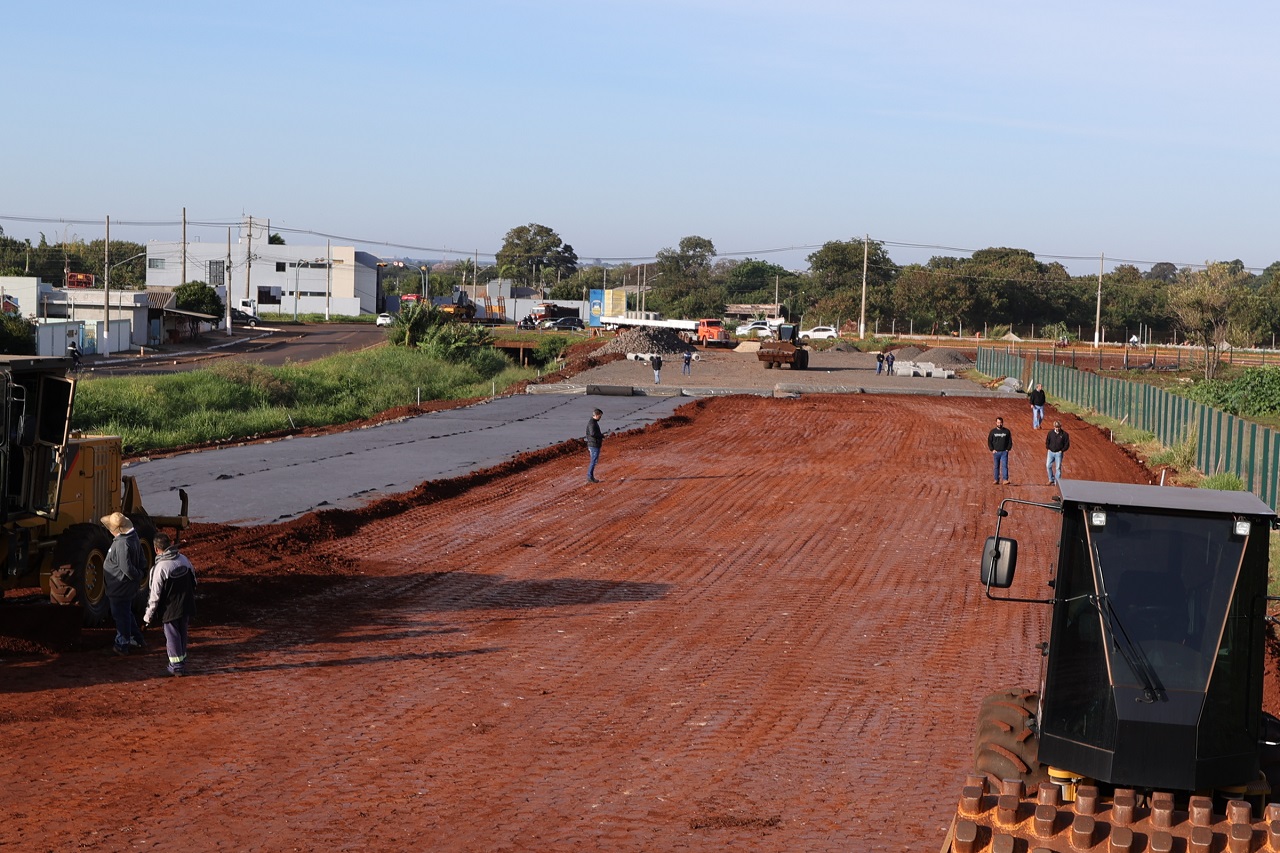 duplicacao-da-aziz-rasselem-avanca-ao-lado-do-parque-antenor-martins-–-portal-prefeitura-de-dourados