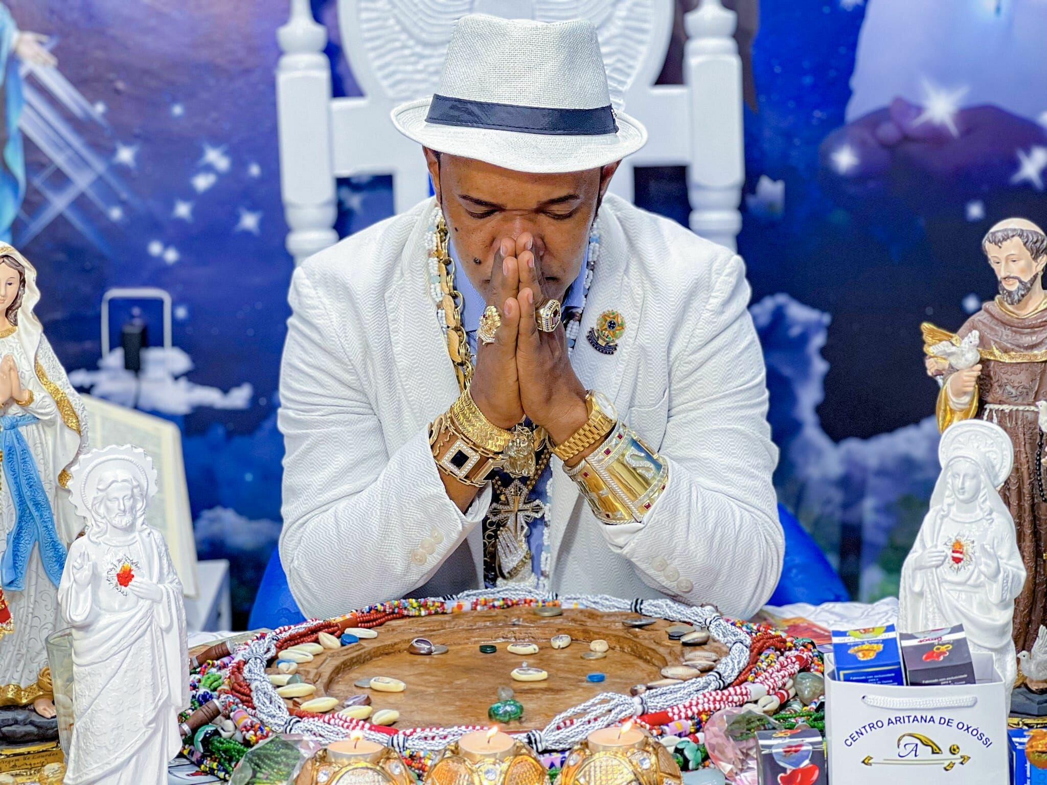 a-procura-por-pais-de-santo-confiaveis-cresce-entre-famosos-e-empresarios:-tradicao-e-espiritualidade-em-alta-no-brasil