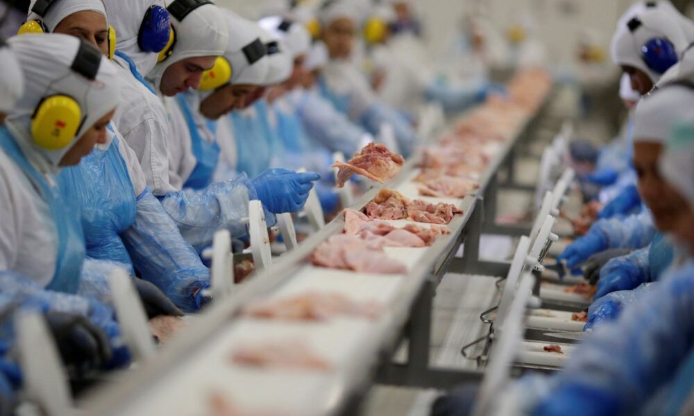 industria-criou-mais-de-910-mil-empregos-em-quatro-anos,-aponta-ibge