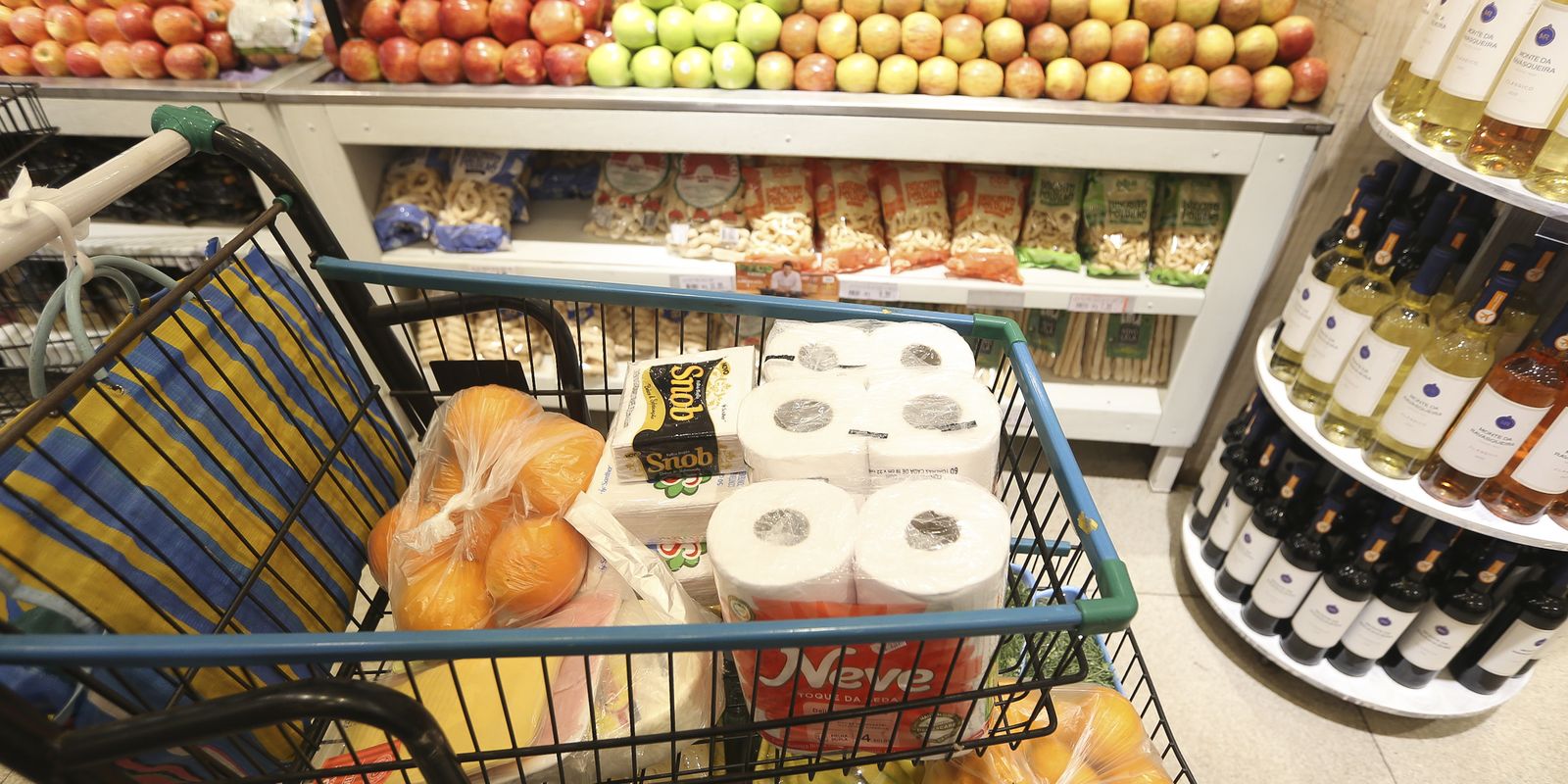 precos-de-alimentos-caem-e-previa-da-inflacao-de-junho-fica-em-0,26%