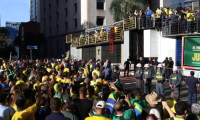 ato-em-sp-reune-apoiadores-de-bolsonaro-contra-julgamento-no-stf