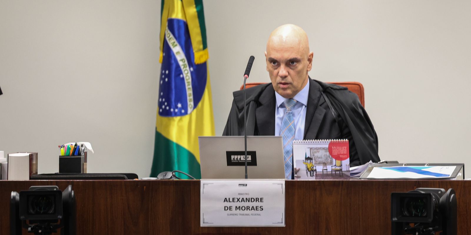 iof:-moraes-suspende-decretos-e-determina-audiencia-de-conciliacao