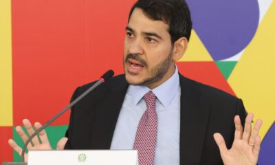 agu-diz-que-vai-demonstrar-ao-stf-que-decreto-do-iof-e-legal