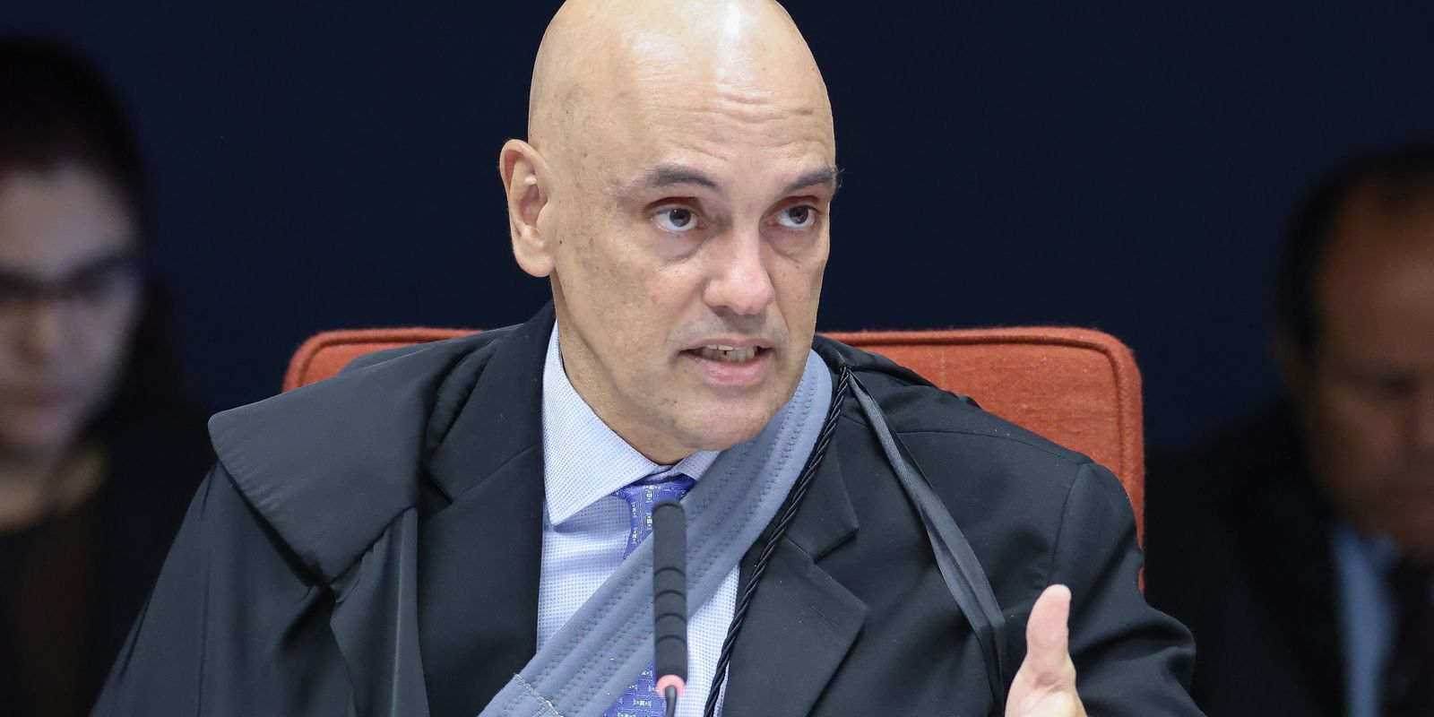 trama-golpista:-moraes-mantem-prisao-do-general-mario-fernandes