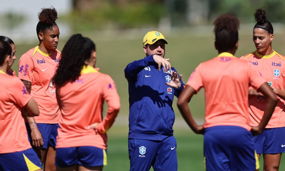 arthur-elias-admite-favoritismo-do-brasil-na-copa-america