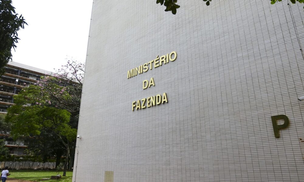 decisao-de-moraes-fara-governo-deixar-de-arrecadar-r$-450-mi-neste-ano