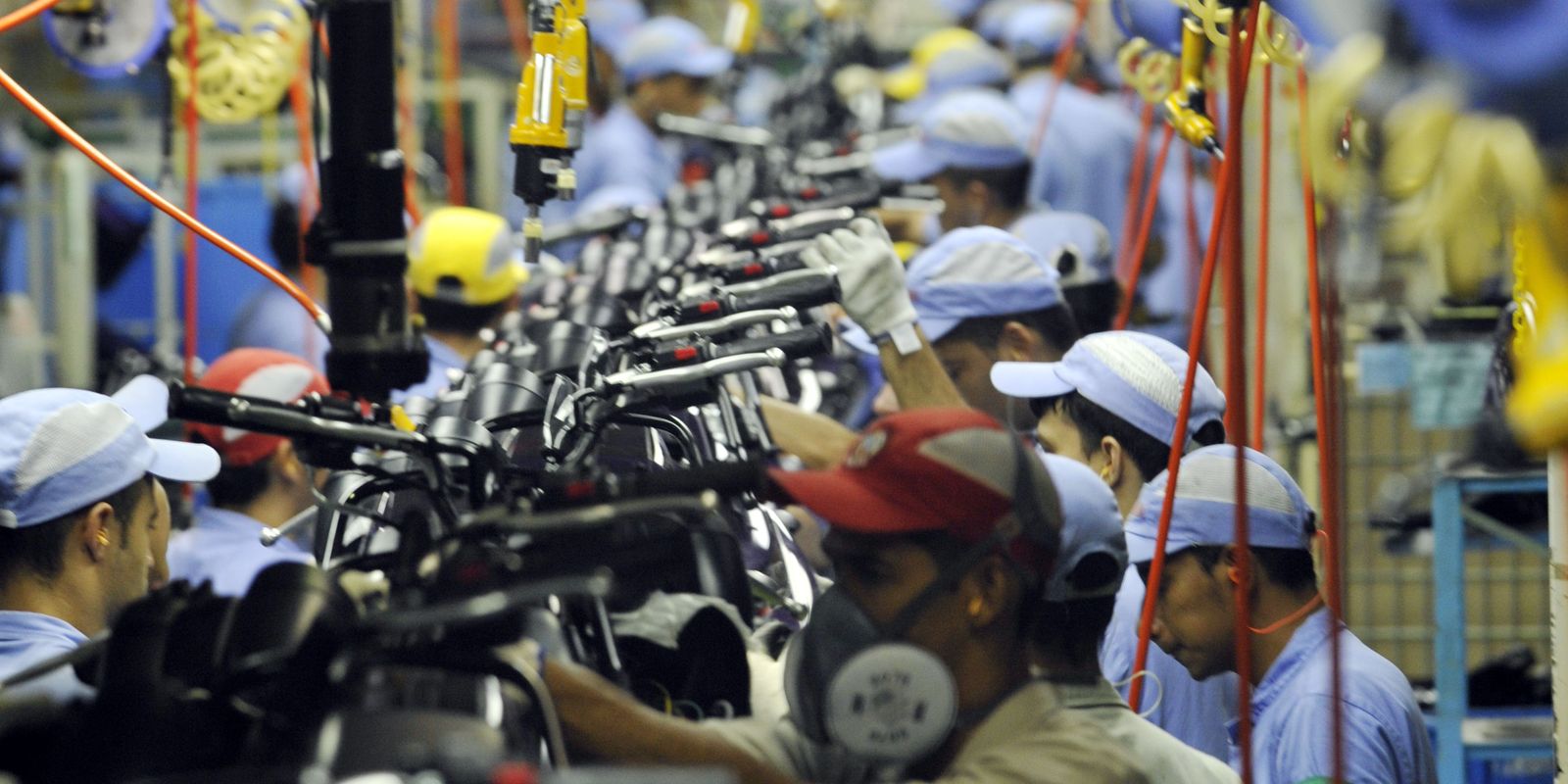comercio-de-pecas-ve-impacto-maior-de-tarifaco-para-montadoras-nos-eua