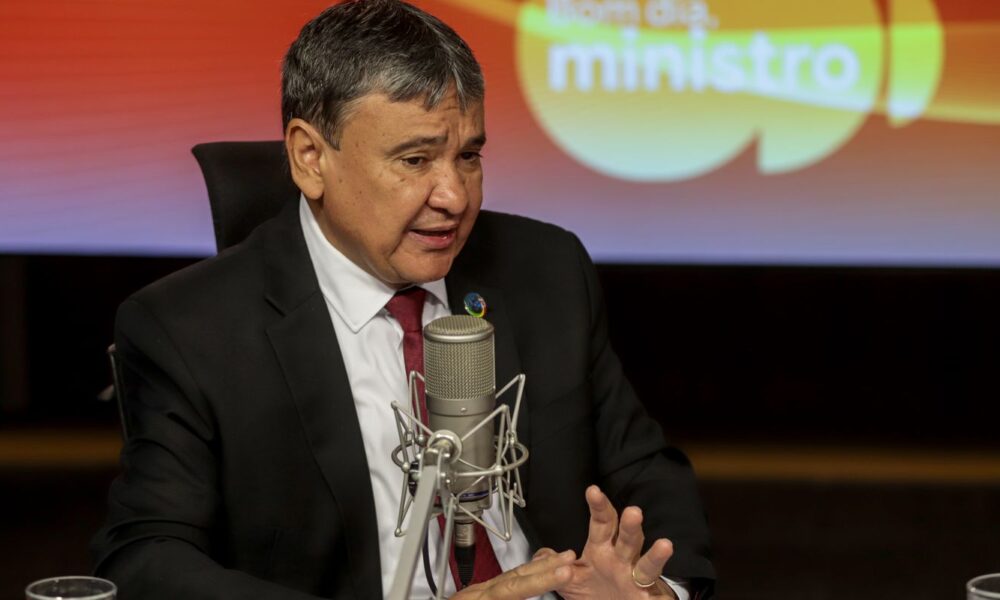 tarifaco-pode-desequilibrar-mercado-interno-no-brasil,-alerta-ministro