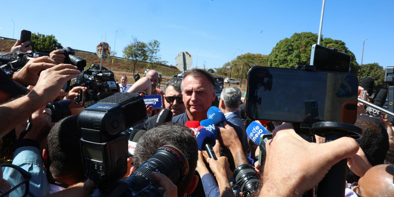 bolsonaro-nega-ter-descumprido-proibicao-de-uso-de-redes-sociais