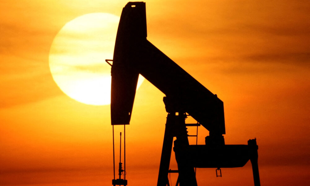 petroleo-cai-para-menor-valor-em-3-semanas-com-noticias-economicas-dos-eua-e-da-china